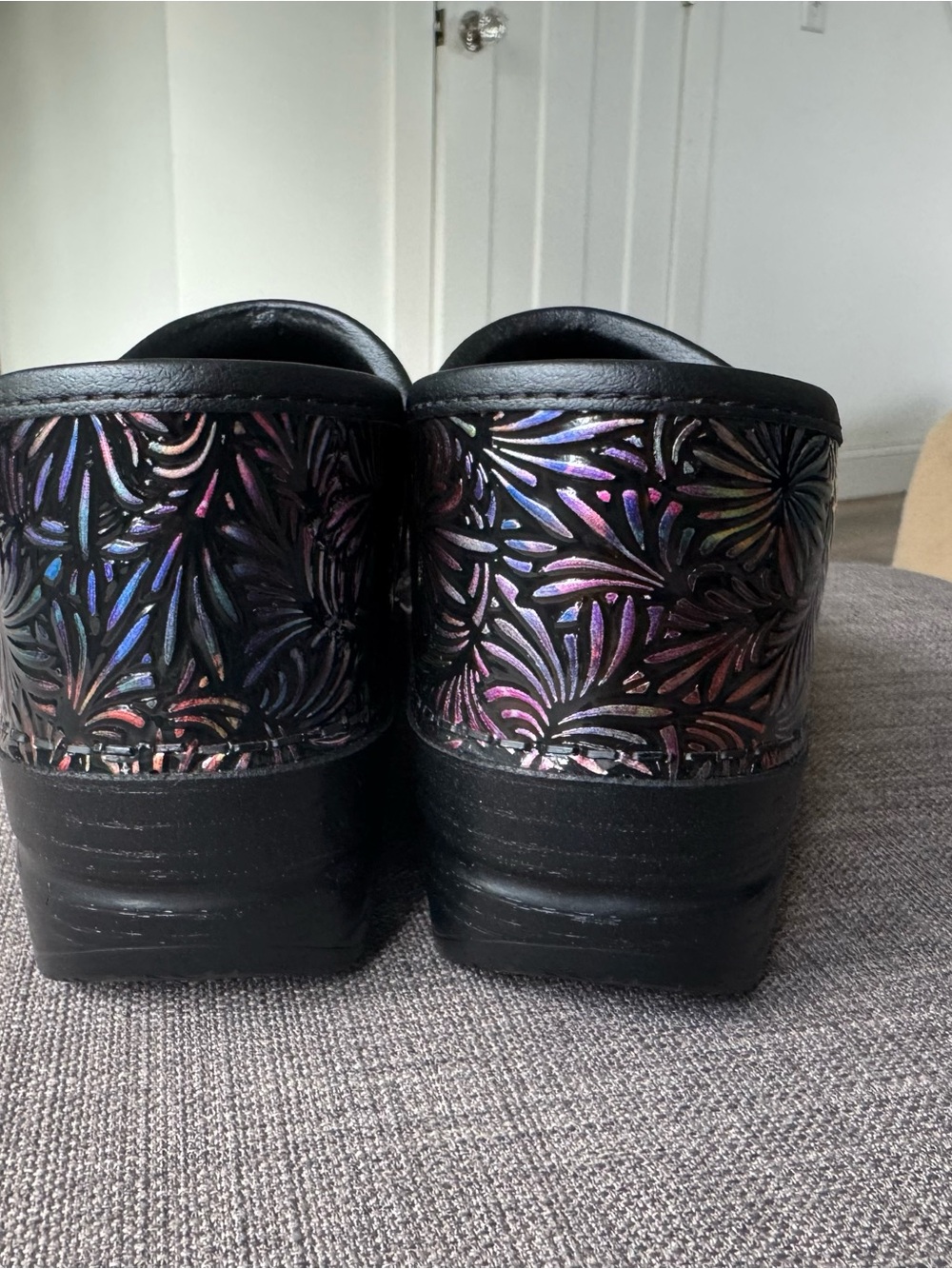 Dansko Clog Shoes Womens EU 39 8.5 Black Patent Leather Metallic Firework Nurse - Picture 2 of 6